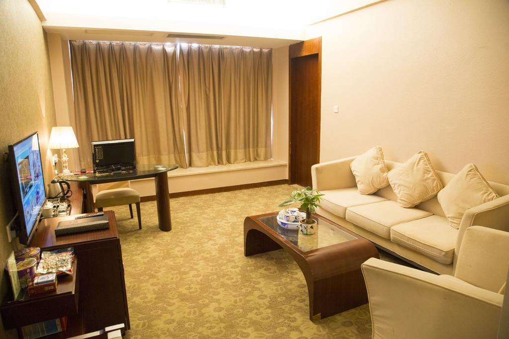 Long Zhou Grand Hotel Guangzhou Ruang foto