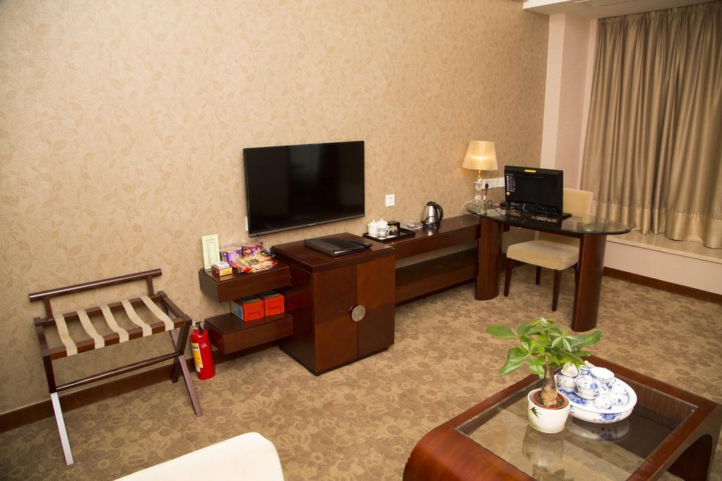 Long Zhou Grand Hotel Guangzhou Ruang foto